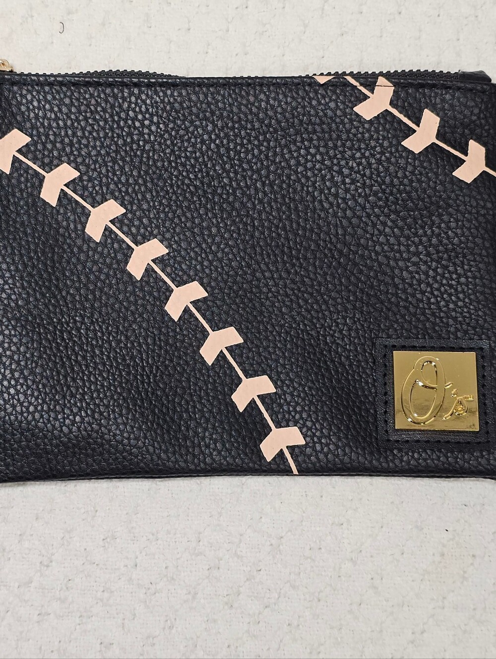 O's 2024 Giveaway Wristlet